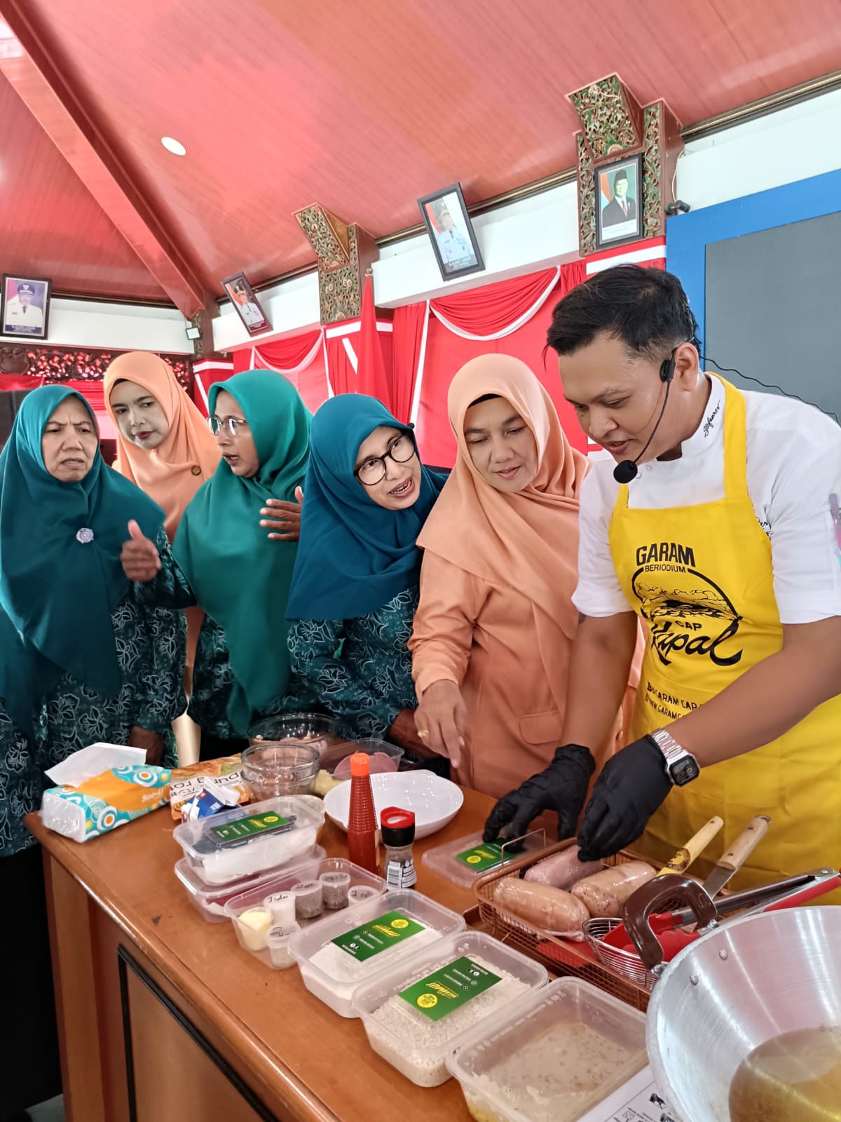 ../images/kegiatan/100420.jpg