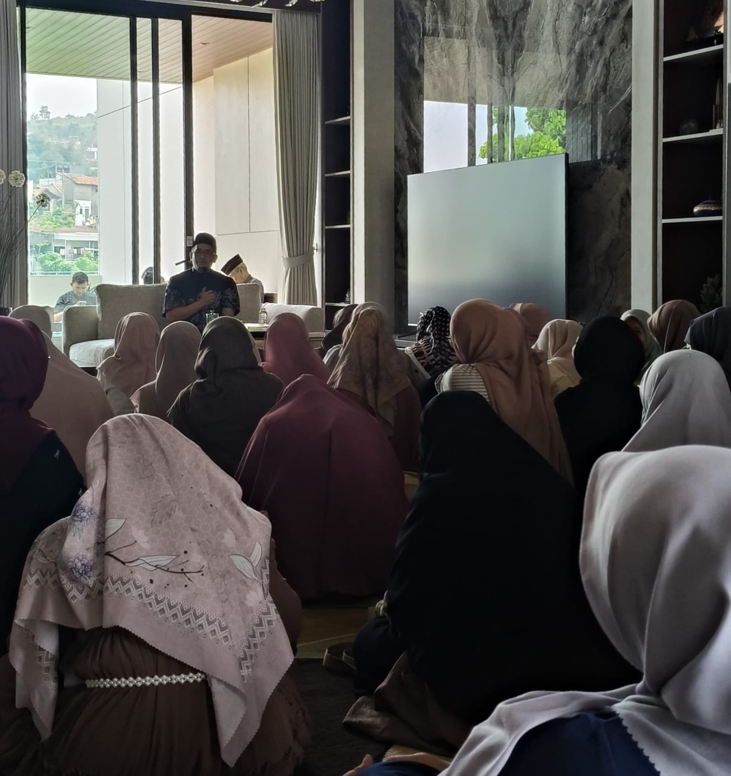 ../images/kegiatan/105012.jpg