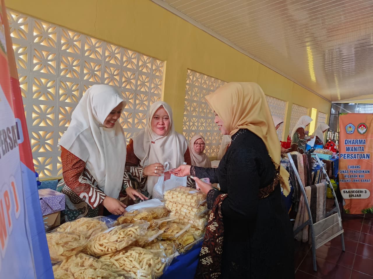 ../images/kegiatan/105054.jpg
