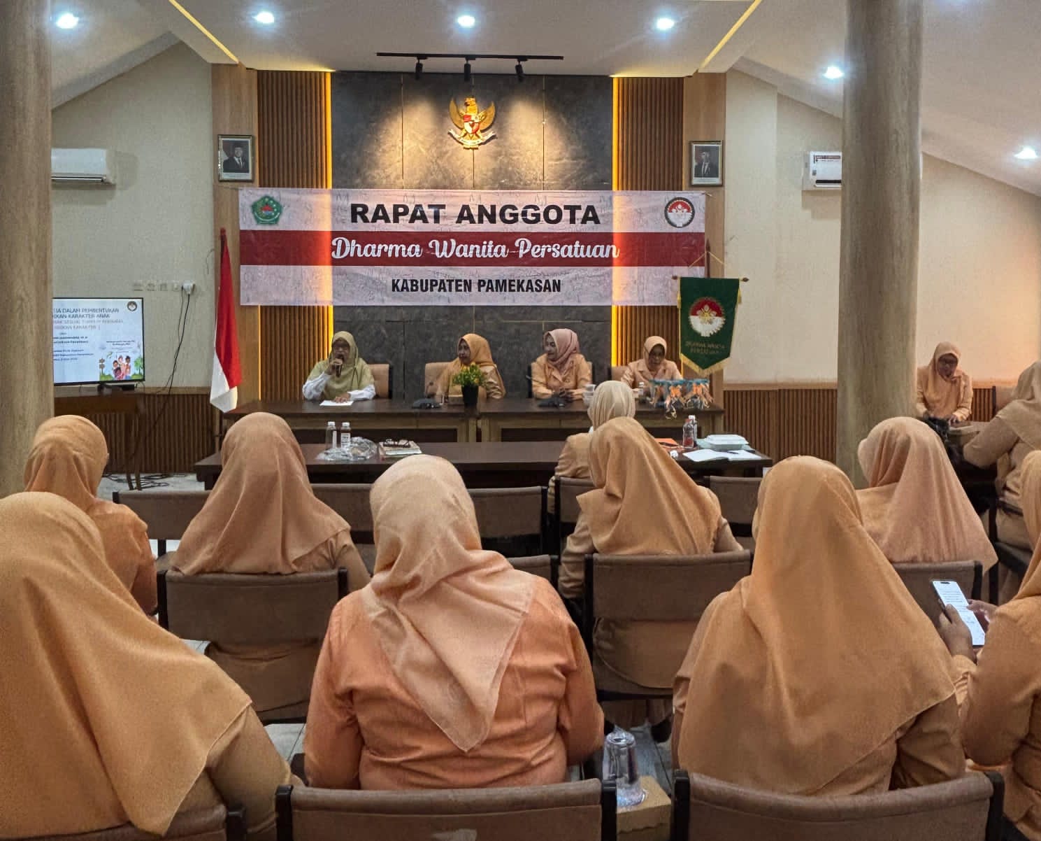 ../images/kegiatan/111675.jpg