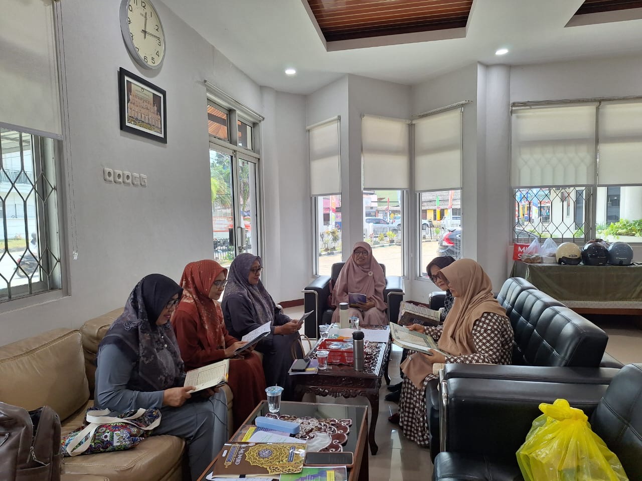 ../images/kegiatan/192929.jpg