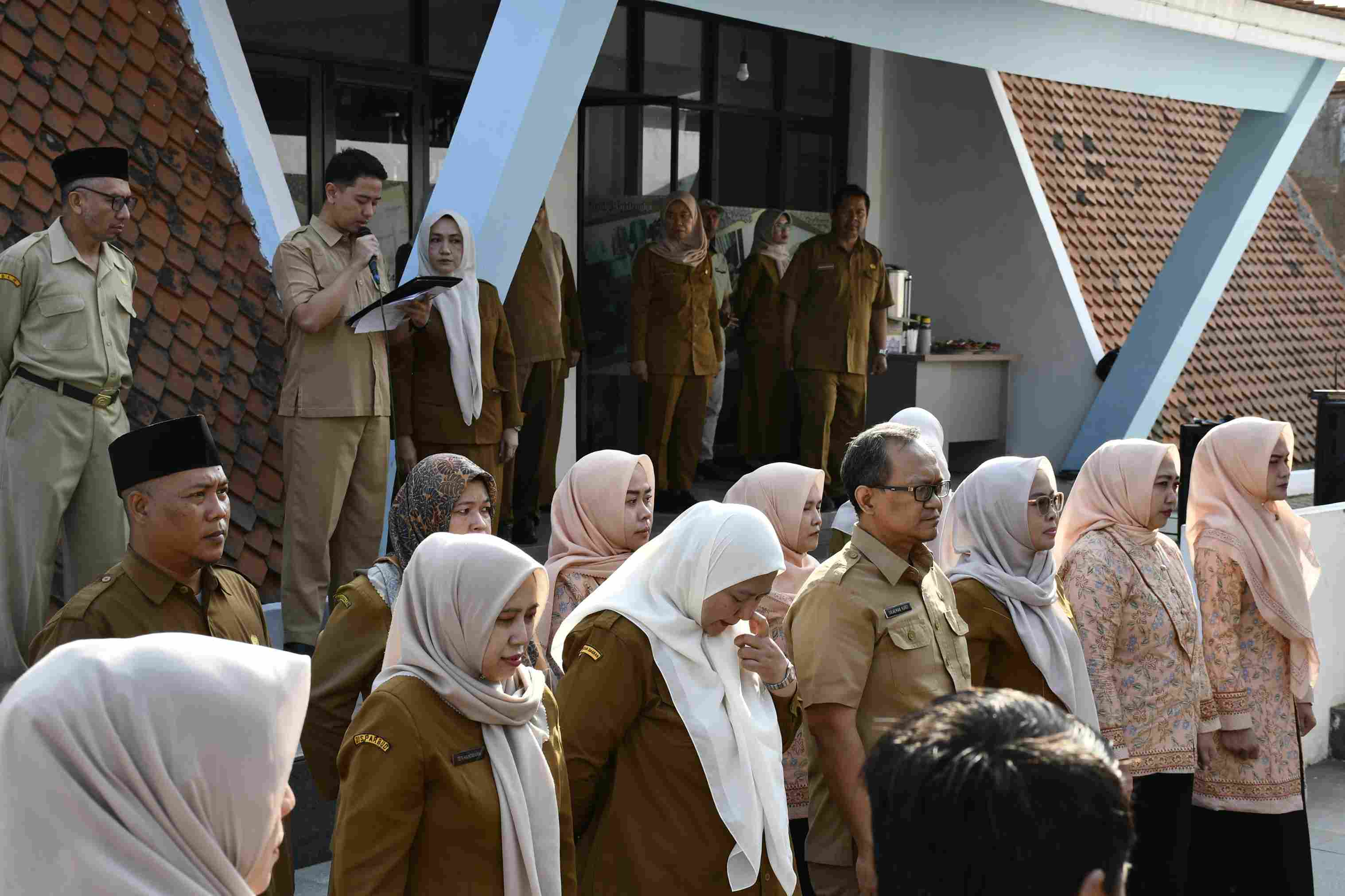 ../images/kegiatan/194151.jpg