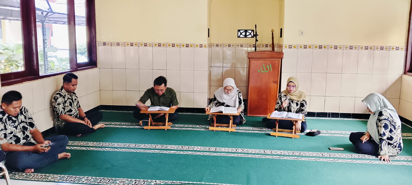 ../images/kegiatan/216128.jpg