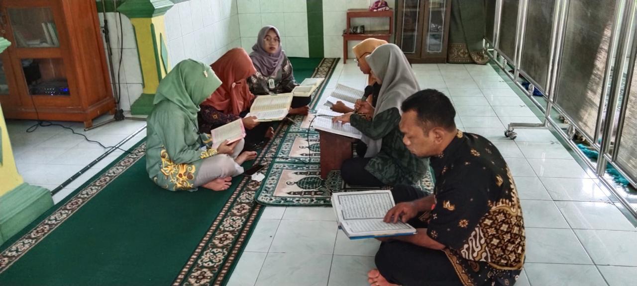 ../images/kegiatan/268903.jpg
