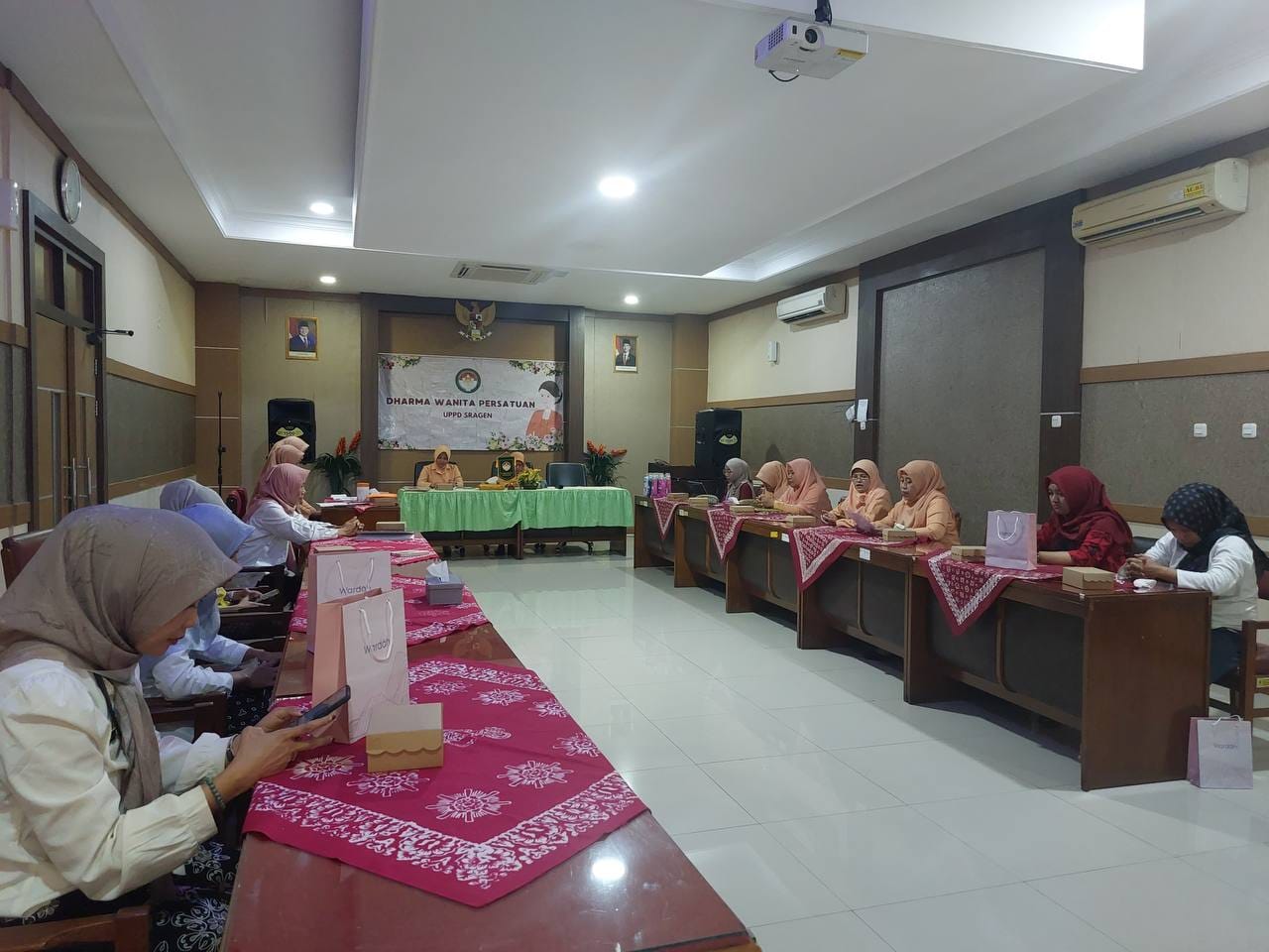 ../images/kegiatan/270149.jpg